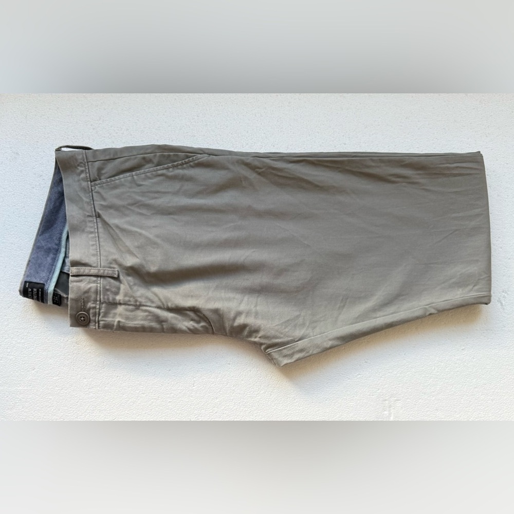 J CREW 250 FIT CHINO PANTS MUSHROOM 32X34 - Picture 3 of 5